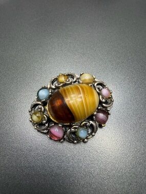 Vintage Agate Celtic Brooch #7CEL